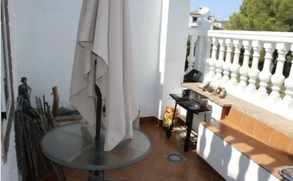 Casa o xalet de lloguer a Avenida los Pinos, Velilla - Velilla Taramay