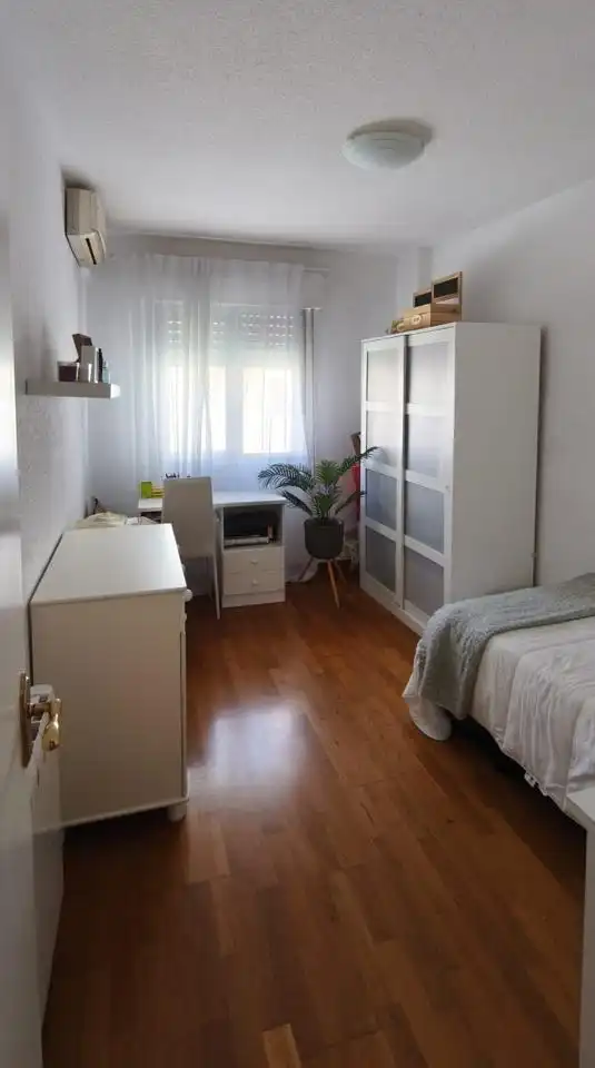 Habitación de Piso en venta en Badajoz con Aire acondicionado