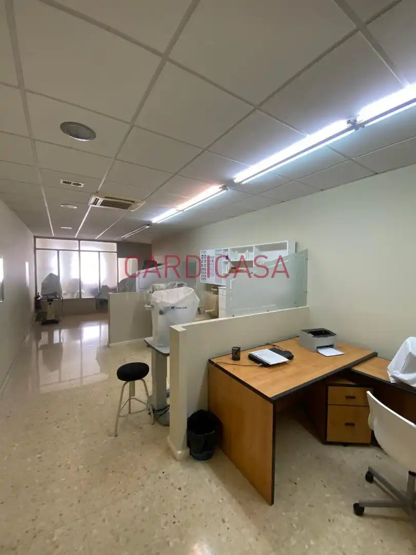 Local comercial en venta en Avenida das Camelias, imagen 18