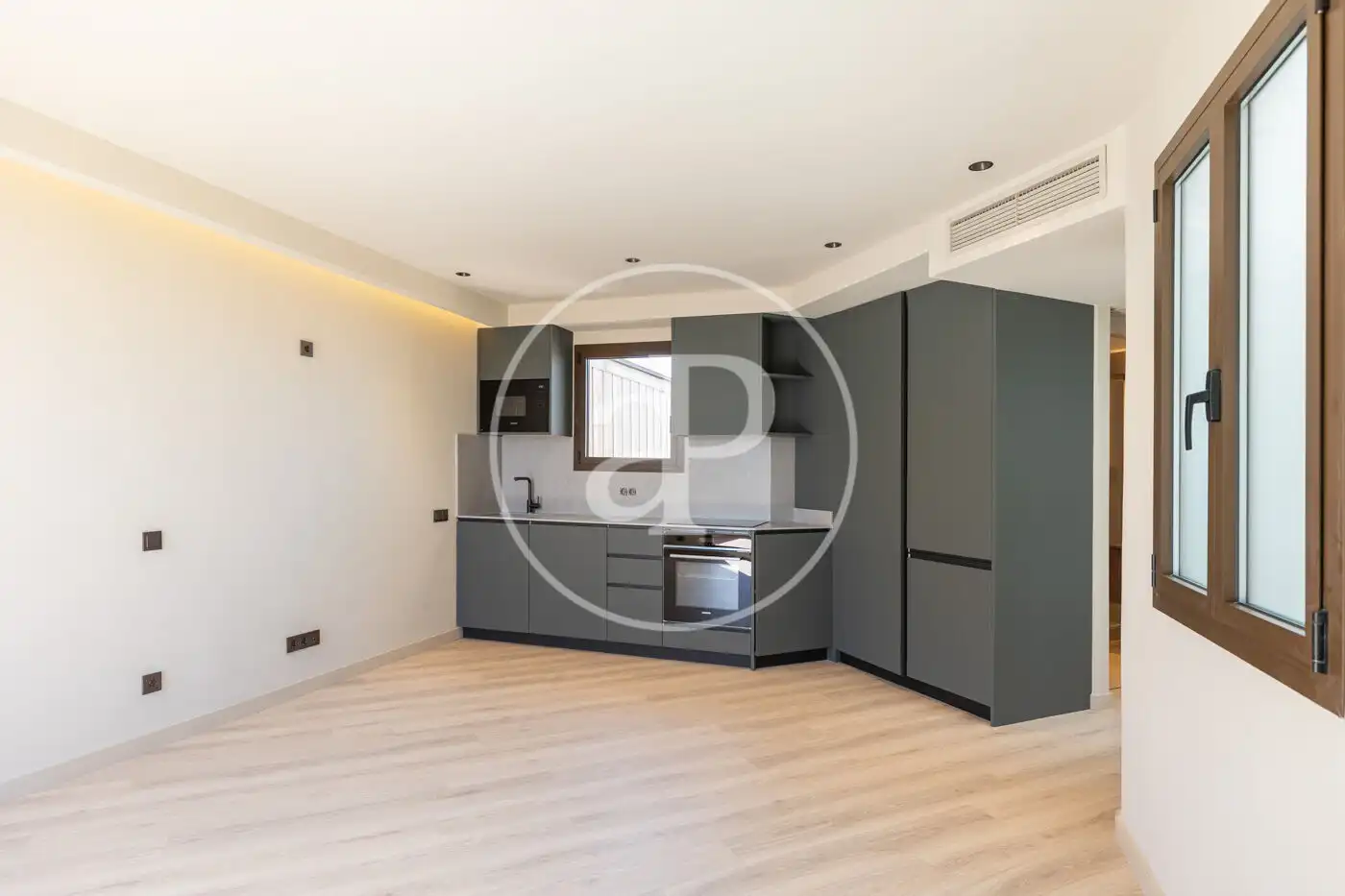 Penthouse mit Terrasse zum Verkauf in Carrer de Provença, imagen 3