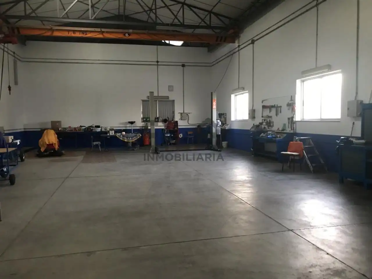 Nau industrial en venda a A Merca