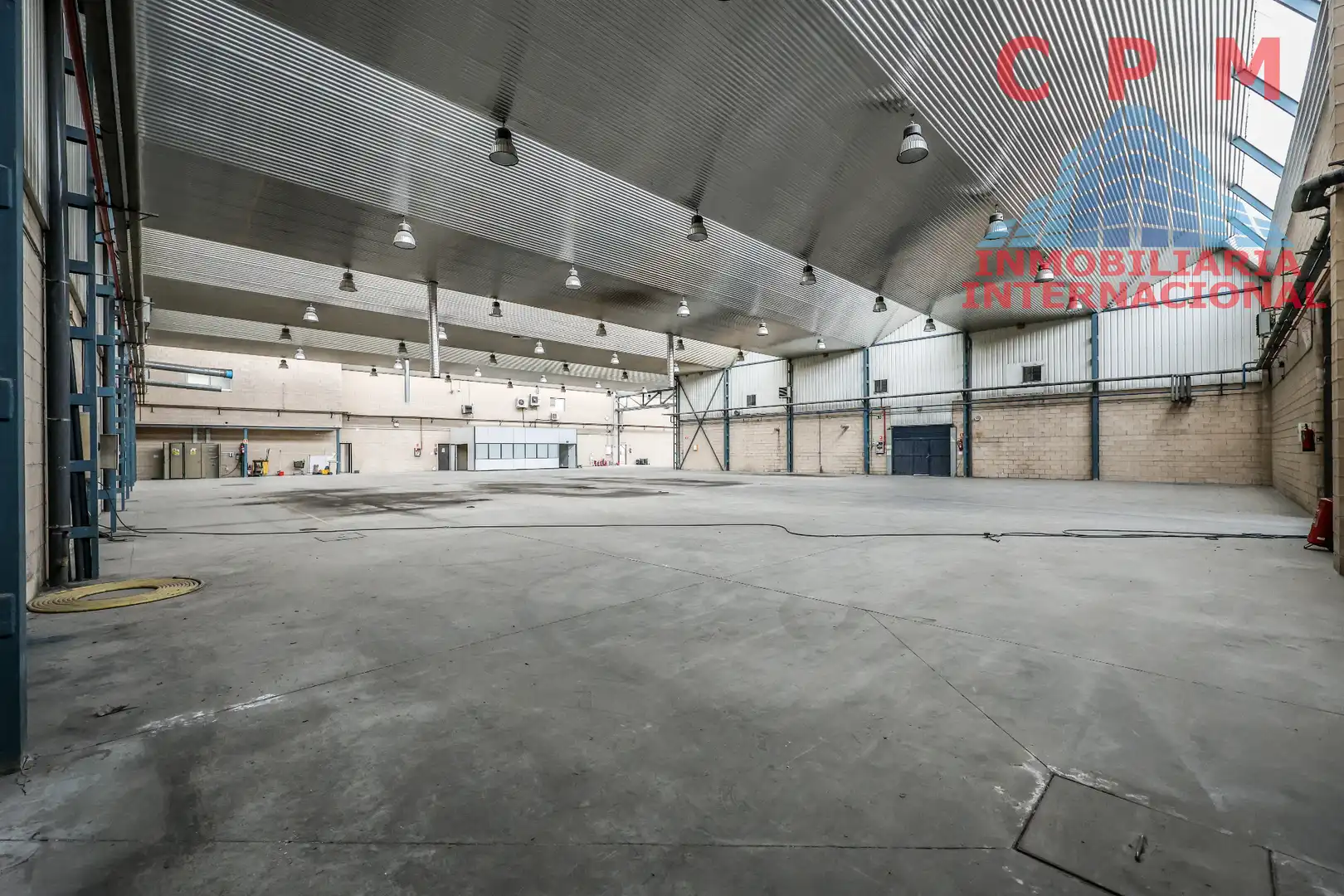 Nau industrial de lloguer a Valdepelayo - Montepinos - Arroyo Culebro