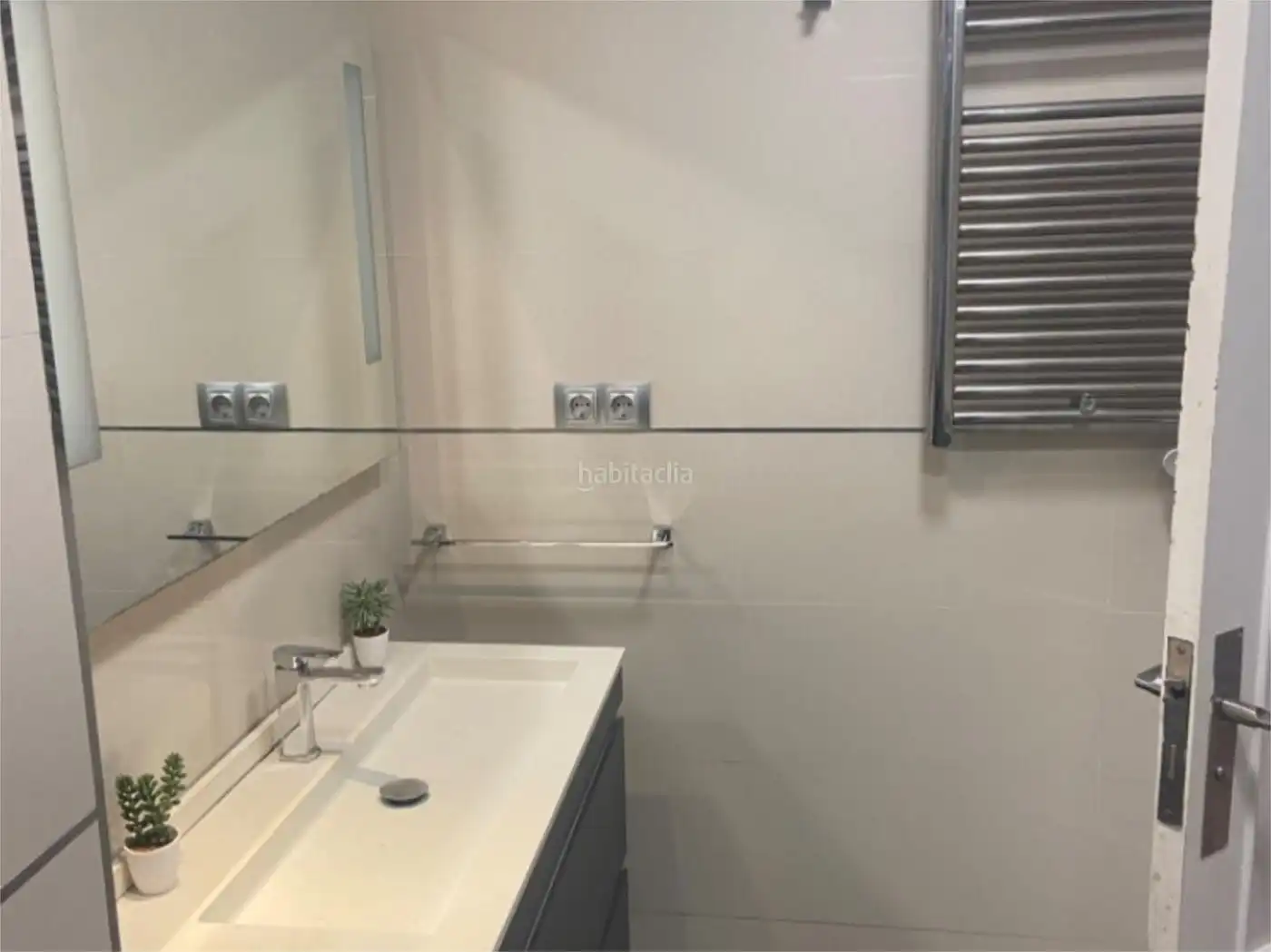 Flat with lift for sale in Calle Paseo Moreras 7, imagen 6