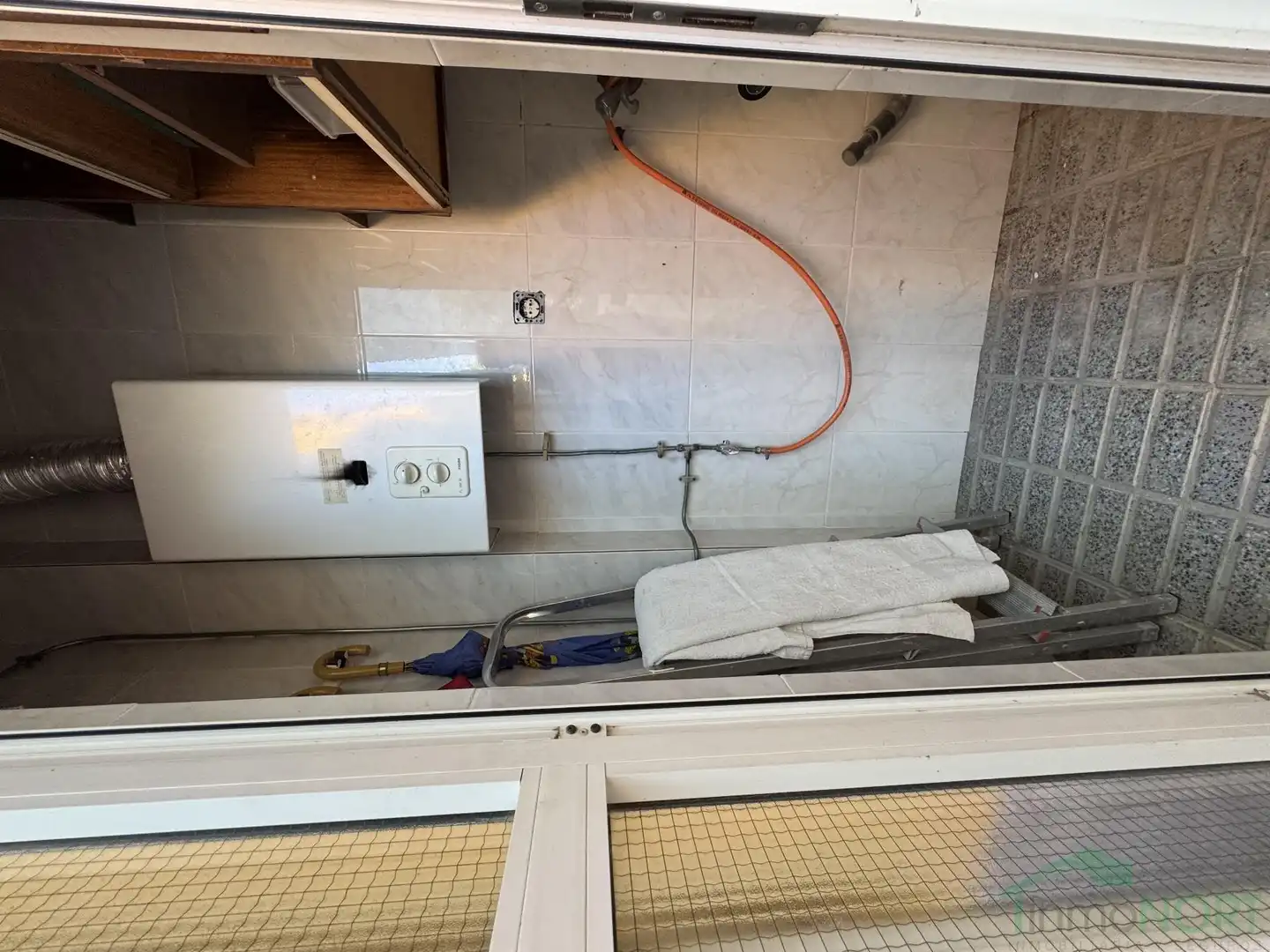 Cuina de Casa o xalet en venda en Alhama de Murcia amb Aire condicionat, Calefacció i Terrassa