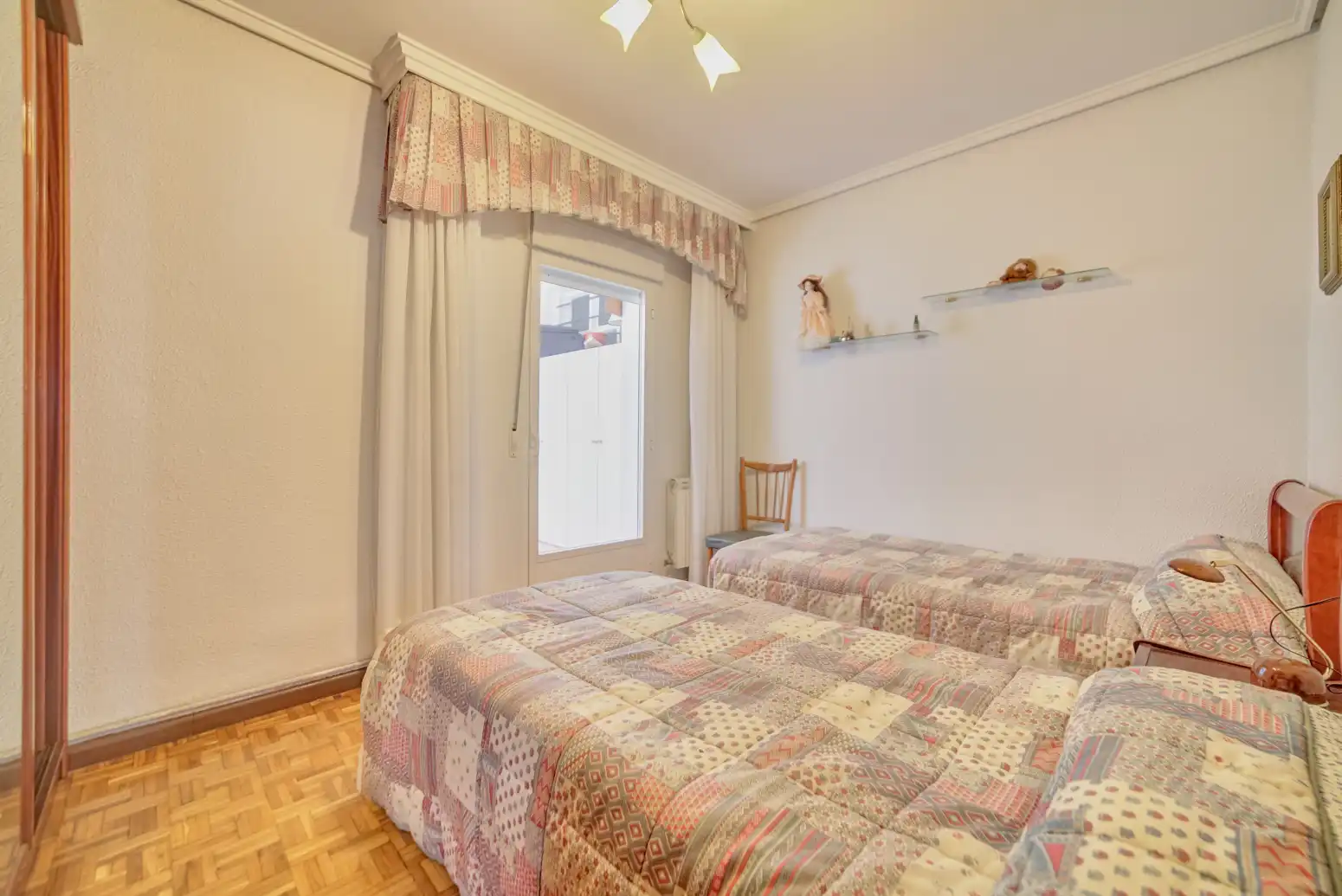 Habitación de Ático en venta en Burlada / Burlata con Calefacción, Parquet y Terraza