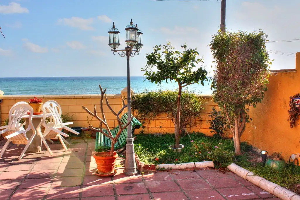 Villa mit Garten zum Verkauf in Benajarafe, imagen 2