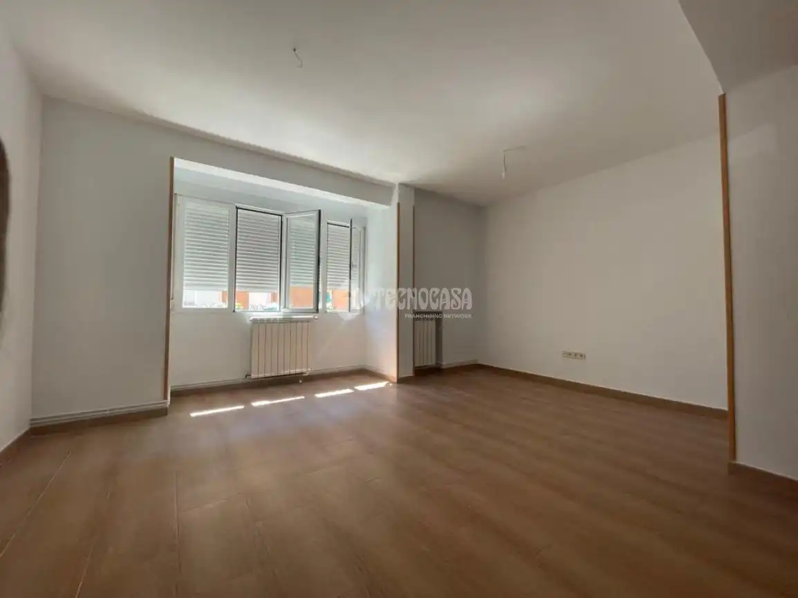 Wohnzimmer von Wohnung zum Verkauf in Madrid mit Heizung und Gemeinschaftspool