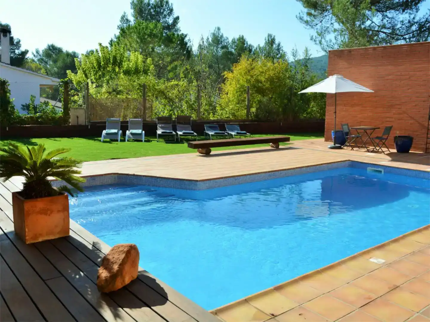 Swimming pool of Houses for rent in Olivella  with Air Conditioner, Private garden and Parquet flooring