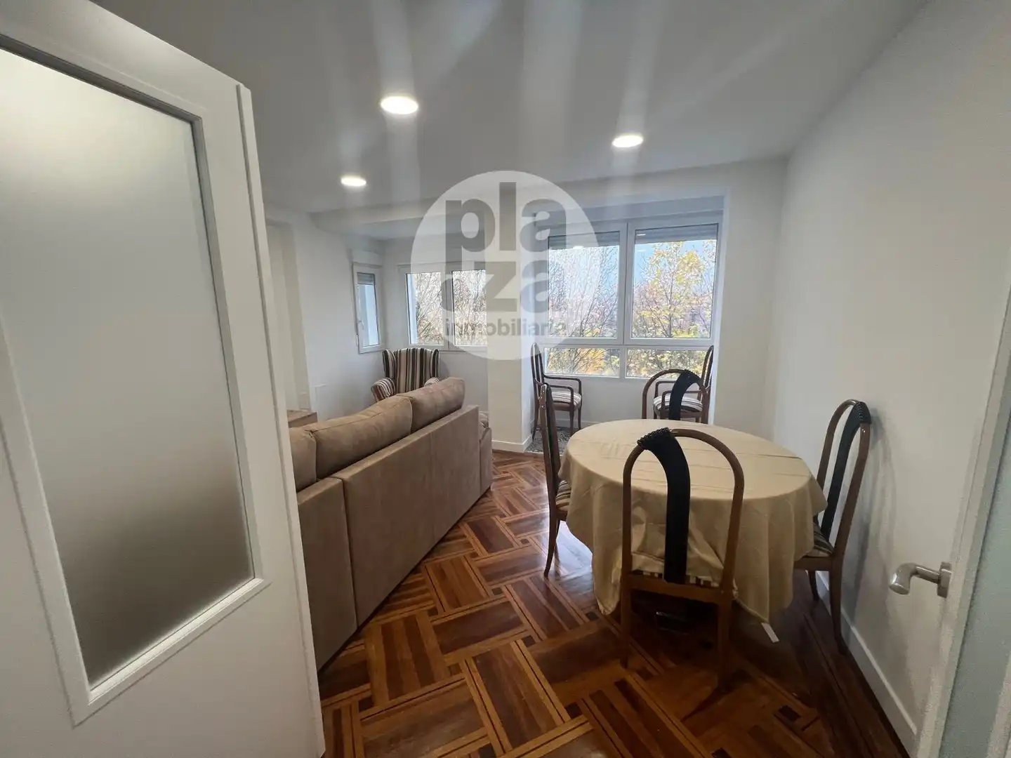Living room of Flat for rent in Burgos  with Heating and Furnished