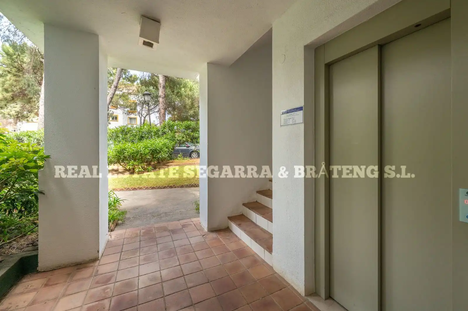 Exterior view of Attic for sale in Marbella  with Air Conditioner, Heating and Oven