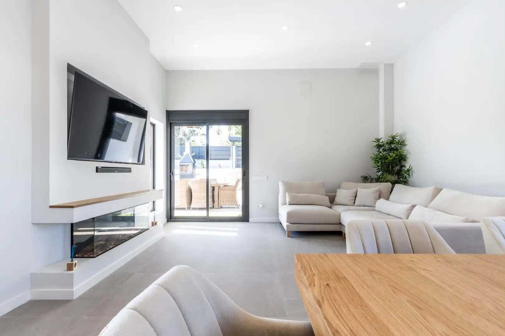 Living room of Houses for sale in Sant Quirze del Vallès  with Air Conditioner, Heating and Private garden