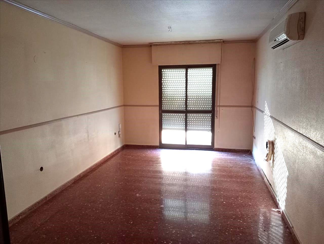Casa adosada en venta en Salvador Ortiz Barragan, Bailén