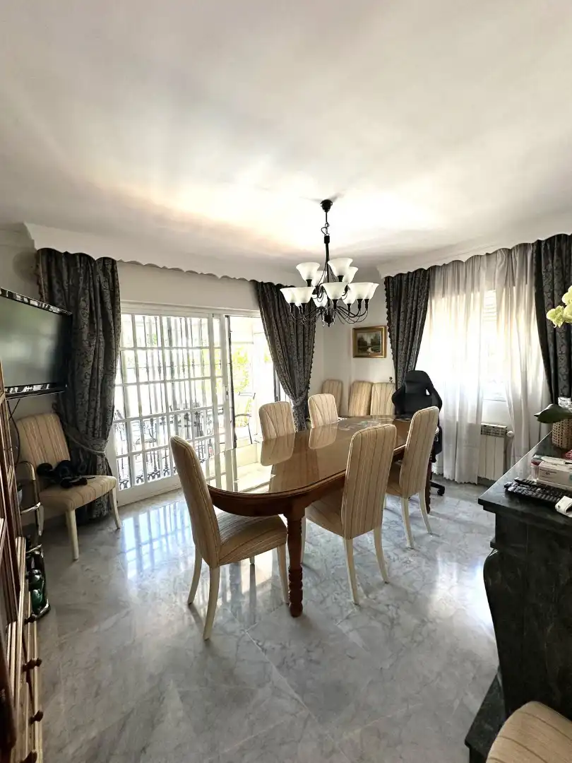 Chalet con piscina en venta en Avenida Pablo Ruiz Picasso 11, imagen 5