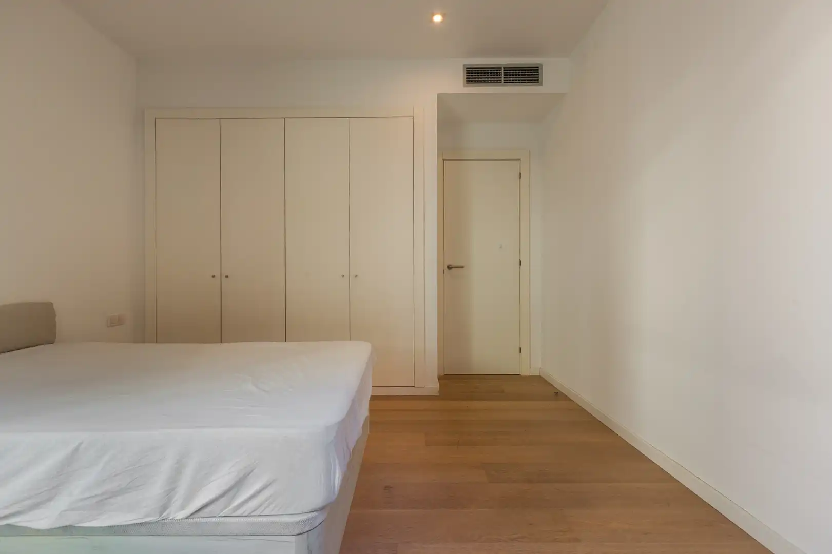 Erdgeschosswohnung mit Garten zur Miete in Carrer de Dalmases, imagen 12