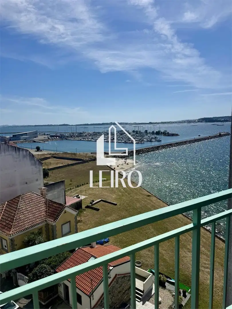 Apartament en venda en Vilanova de Arousa amb Calefacció i Moblat