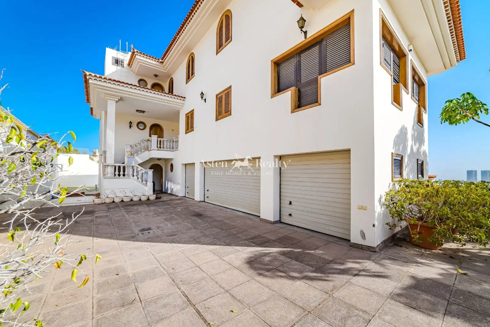 Vista exterior de Casa o chalet en venta en Santa Cruz de Tenerife con Aire acondicionado, Terraza y Piscina