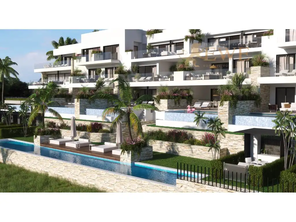 Apartamento con piscina en venta en Orihuela Costa