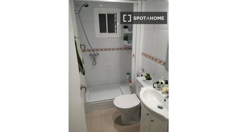 Photo 3 of Room in La Gavarra, Cornellà de Llobregat