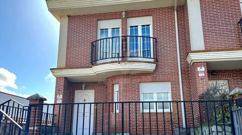 Photo 2 of Single-family semi-detached for sale in Valdefresno, León