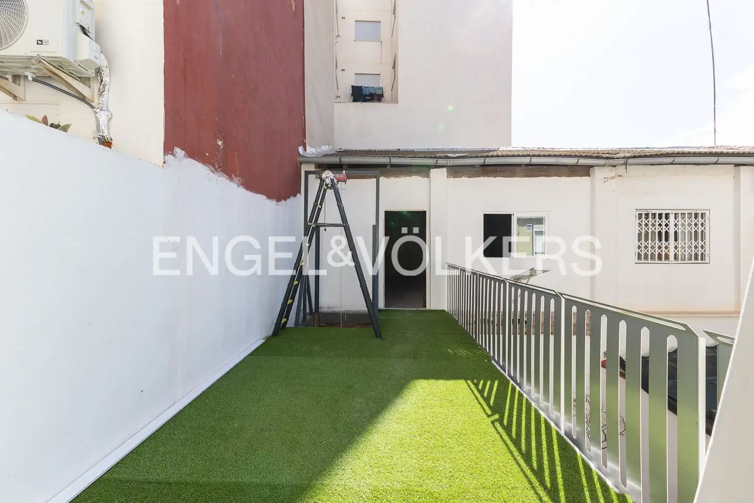 Casa a schiera con terrazza in vendita a Tavernes Blanques, imagen 2