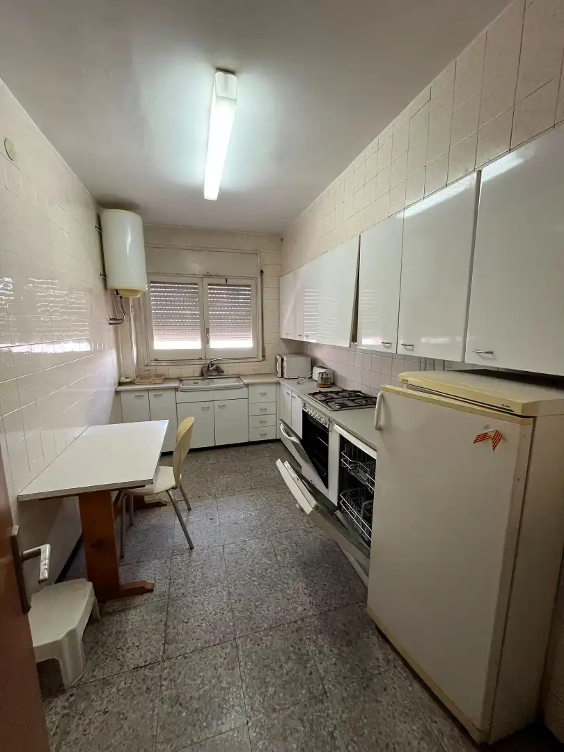 Cuina de Pis en venda en Manlleu amb Calefacció i Traster