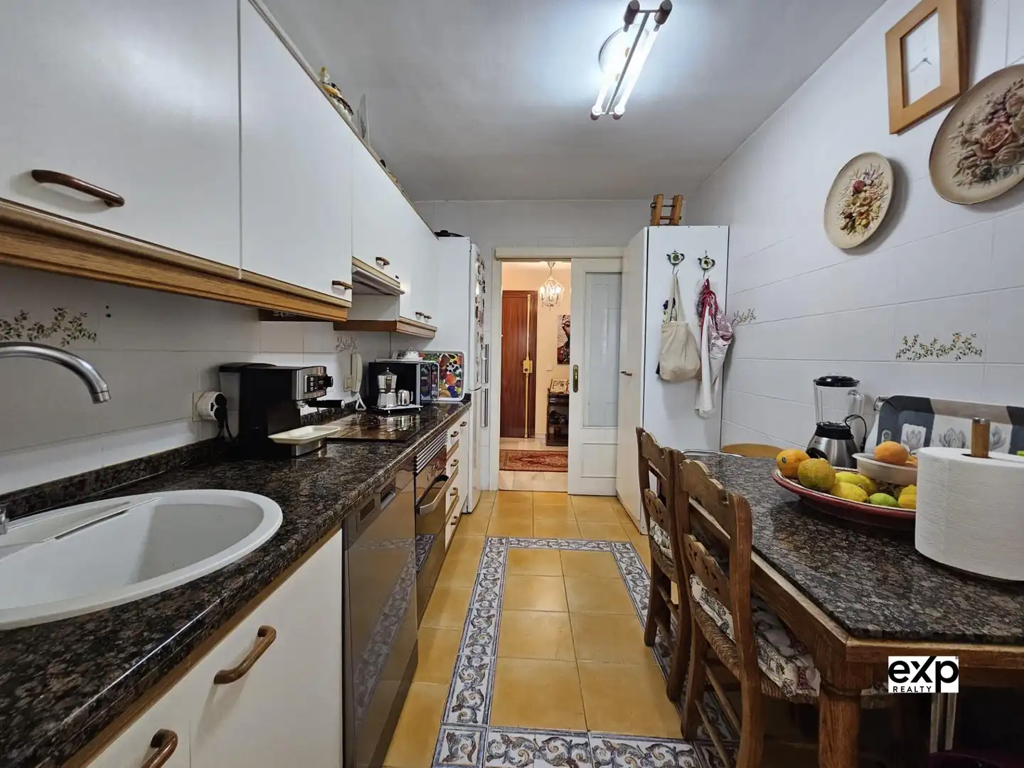 Kitchen of Flat for sale in Fuengirola  with Air Conditioner, Swimming Pool and Furnished