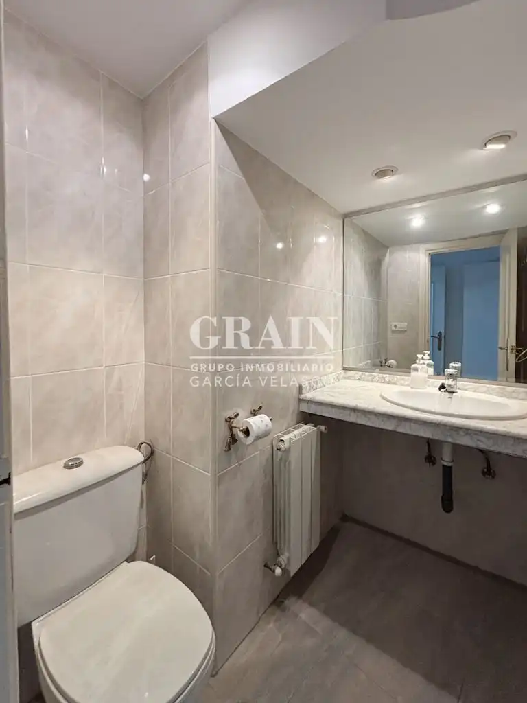 Baño de Local de alquiler en Chinchilla de Monte-Aragón