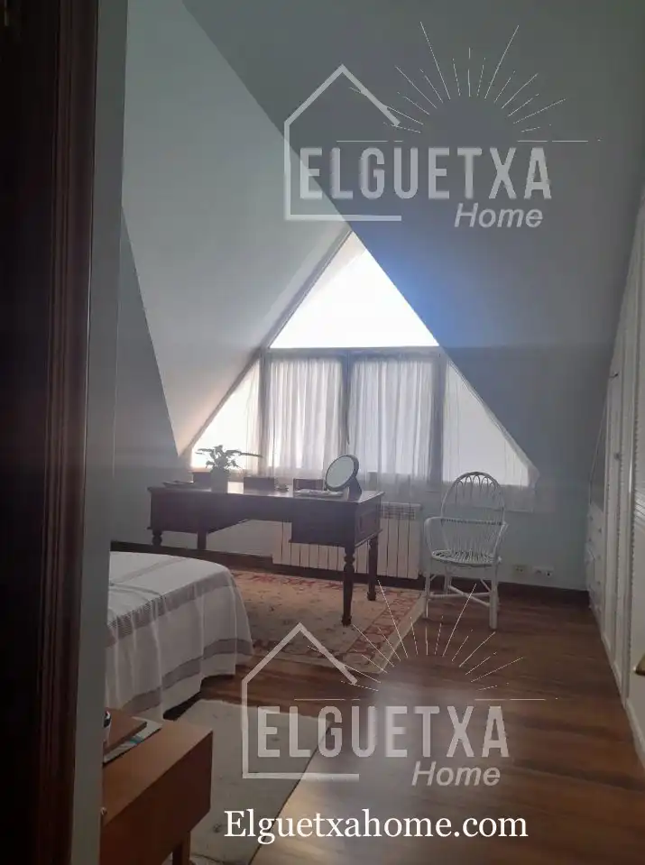 Habitación de Casa adosada en venta en Plentzia con Calefacción, Jardín privado y Terraza