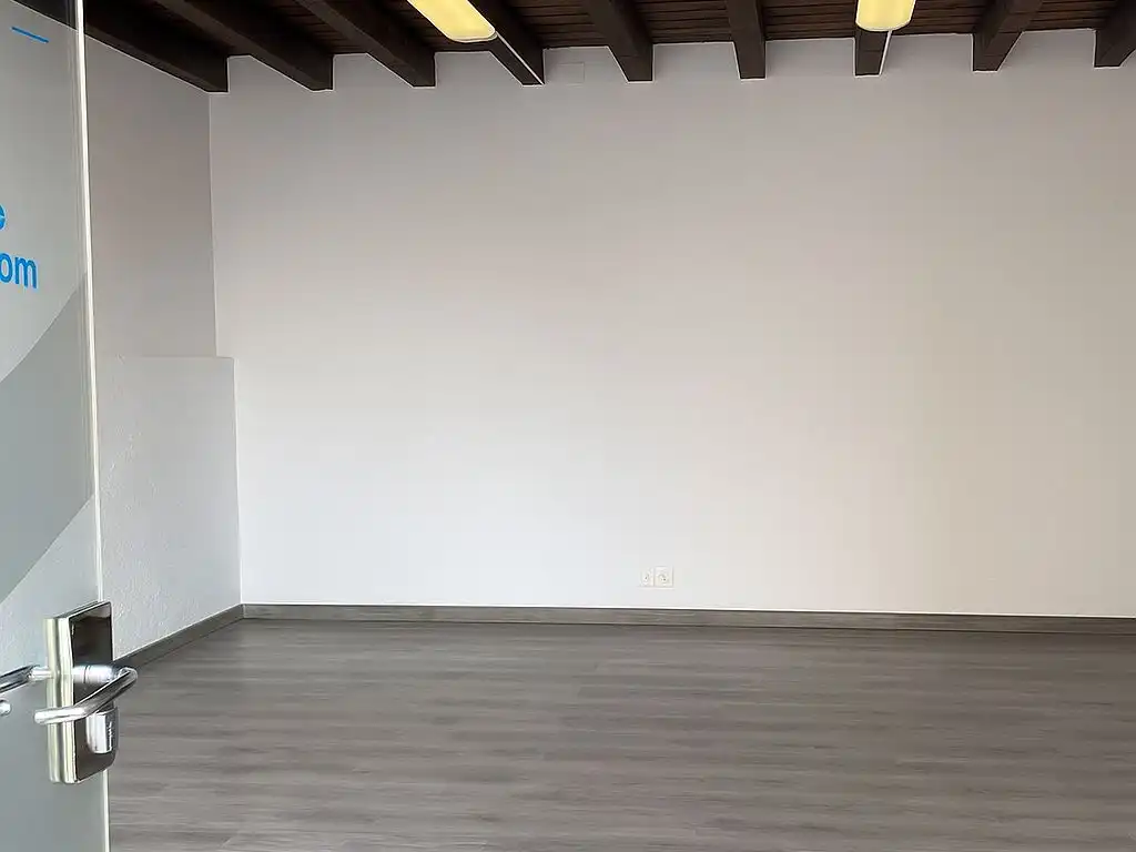 Local comercial de lloguer a Antoni Ibars 3, imagen 2