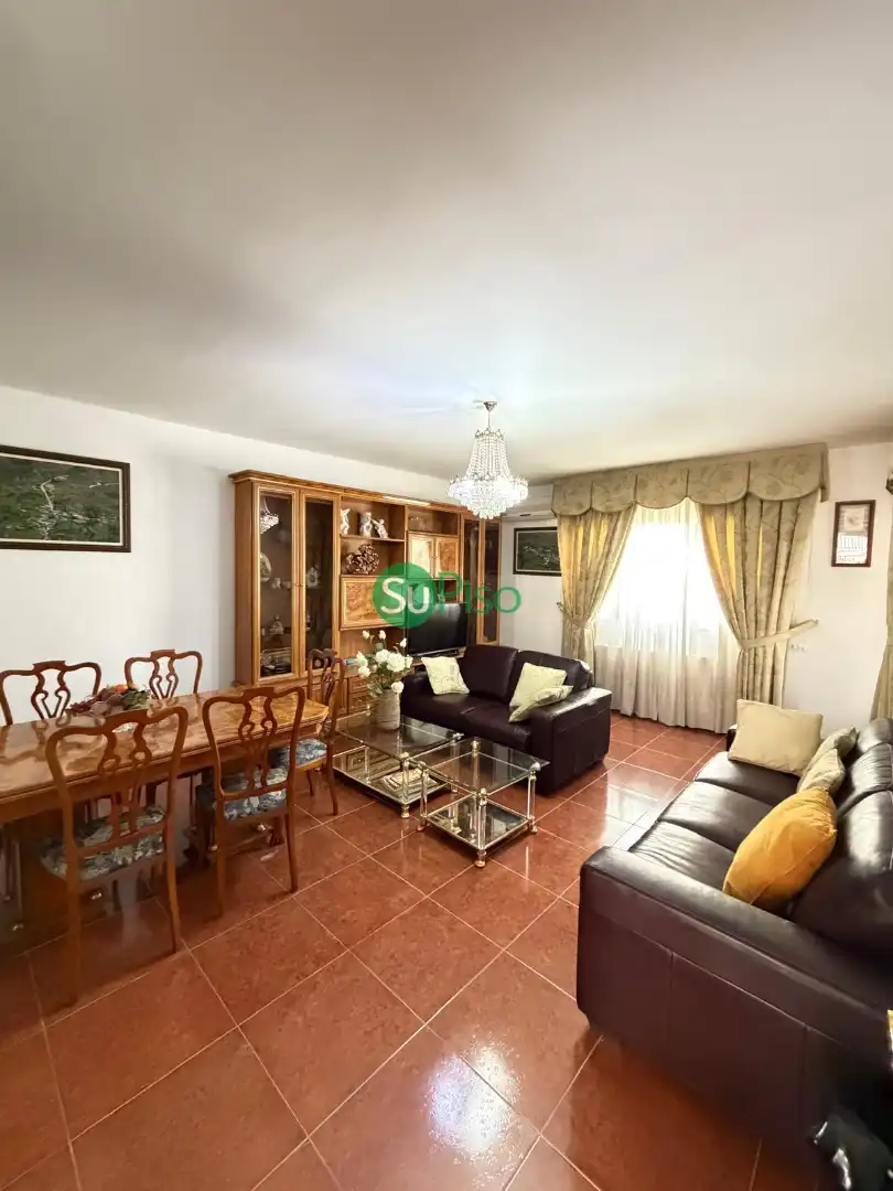 Detached house with garden for sale in Avenida Rufino Rubio 10, imagen 7