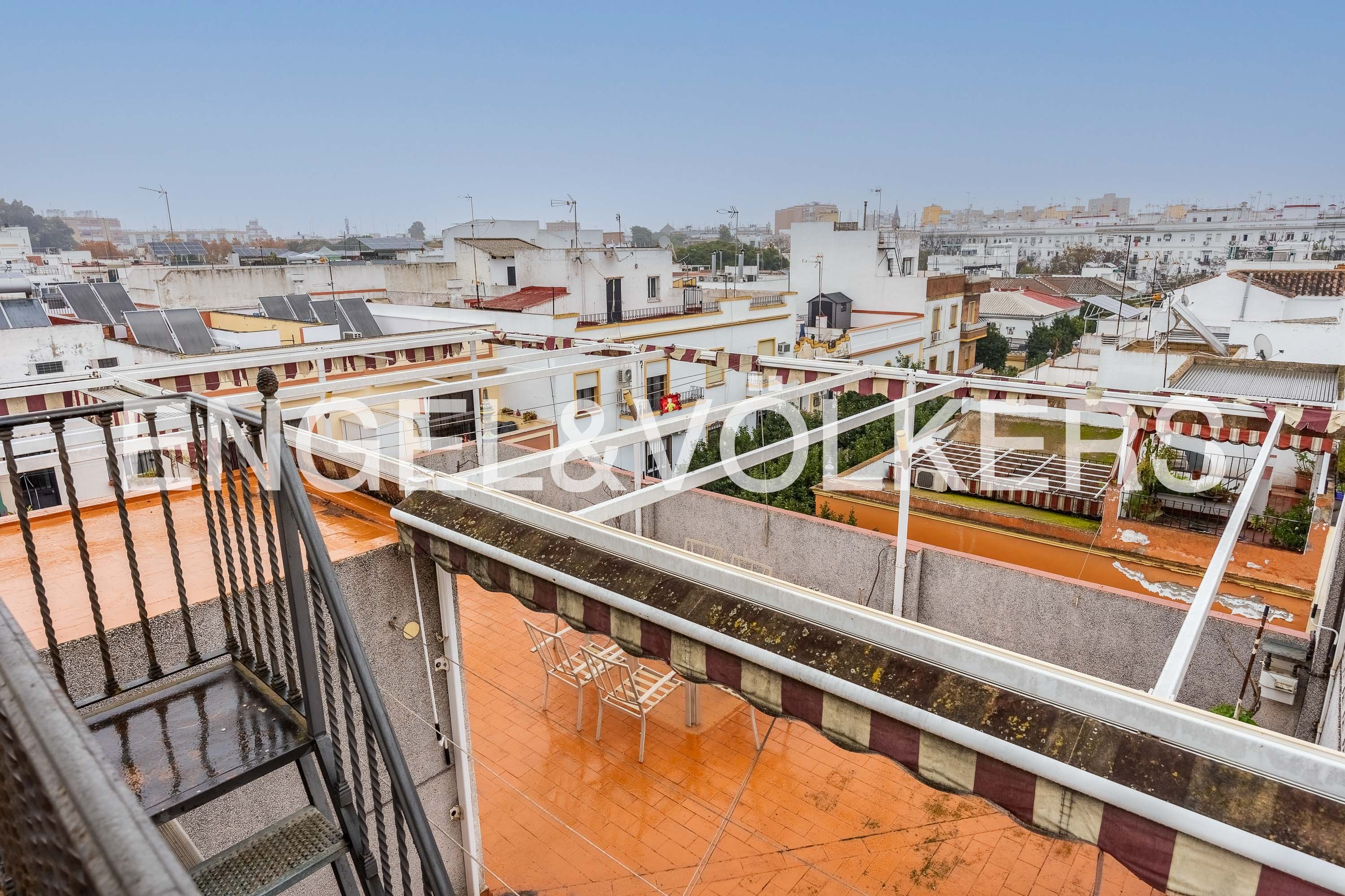 Terrassa de Casa o xalet en venda en  Sevilla Capital amb Aire condicionat, Calefacció i Terrassa