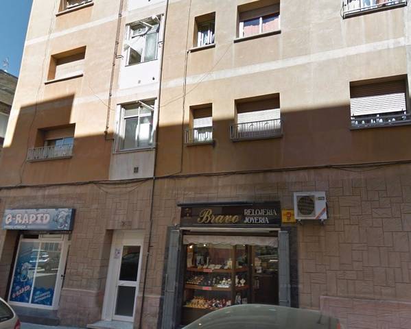 Piso en Venta en C/ Fernán Caballero en Campoamor