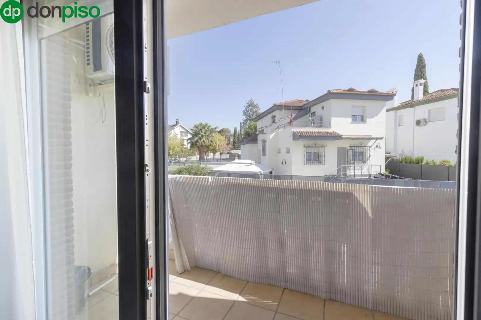 Flat for sale in Avenida de la Casa Grande, Gójar