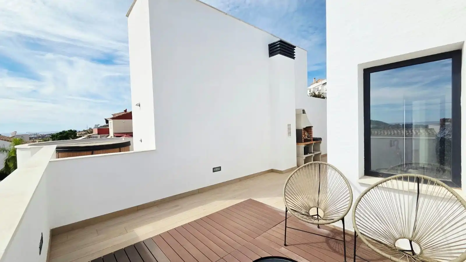 Terrasse von Haus oder Chalet zum Verkauf in Finestrat mit Klimaanlage, Privatgarten und Terrasse
