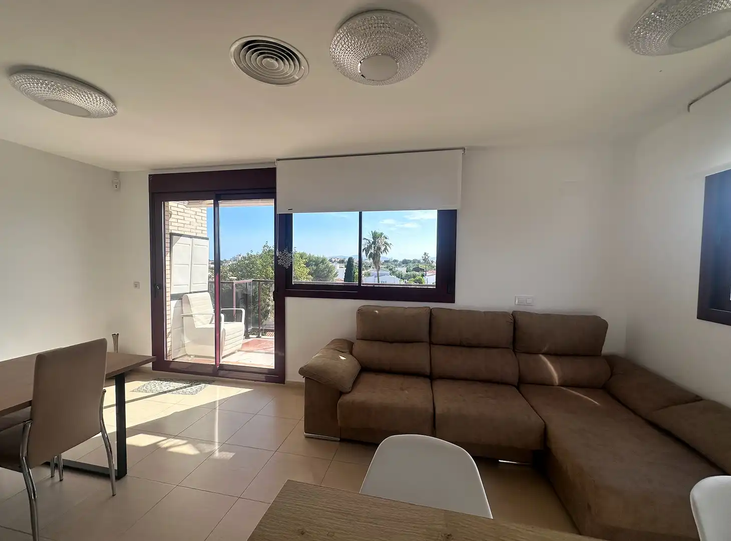 Sala de estar de Ático en venta en Vinaròs con Aire acondicionado, Calefacción y Jardín privado