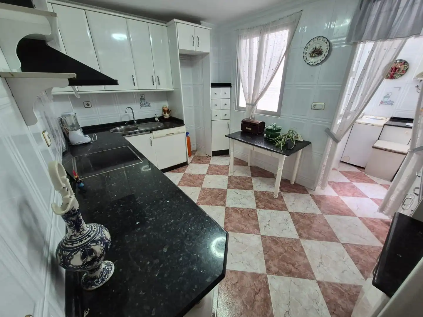 Cocina de Piso en venta en San Fernando con Trastero y Balcón