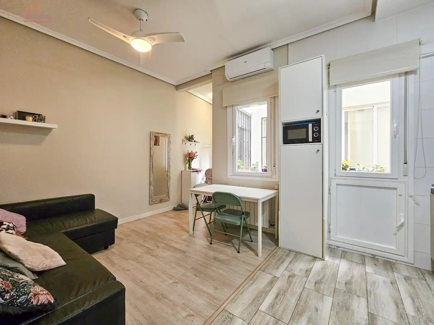Sala de estar de Piso de alquiler en Madrid con Aire acondicionado, Calefacción y Amueblado