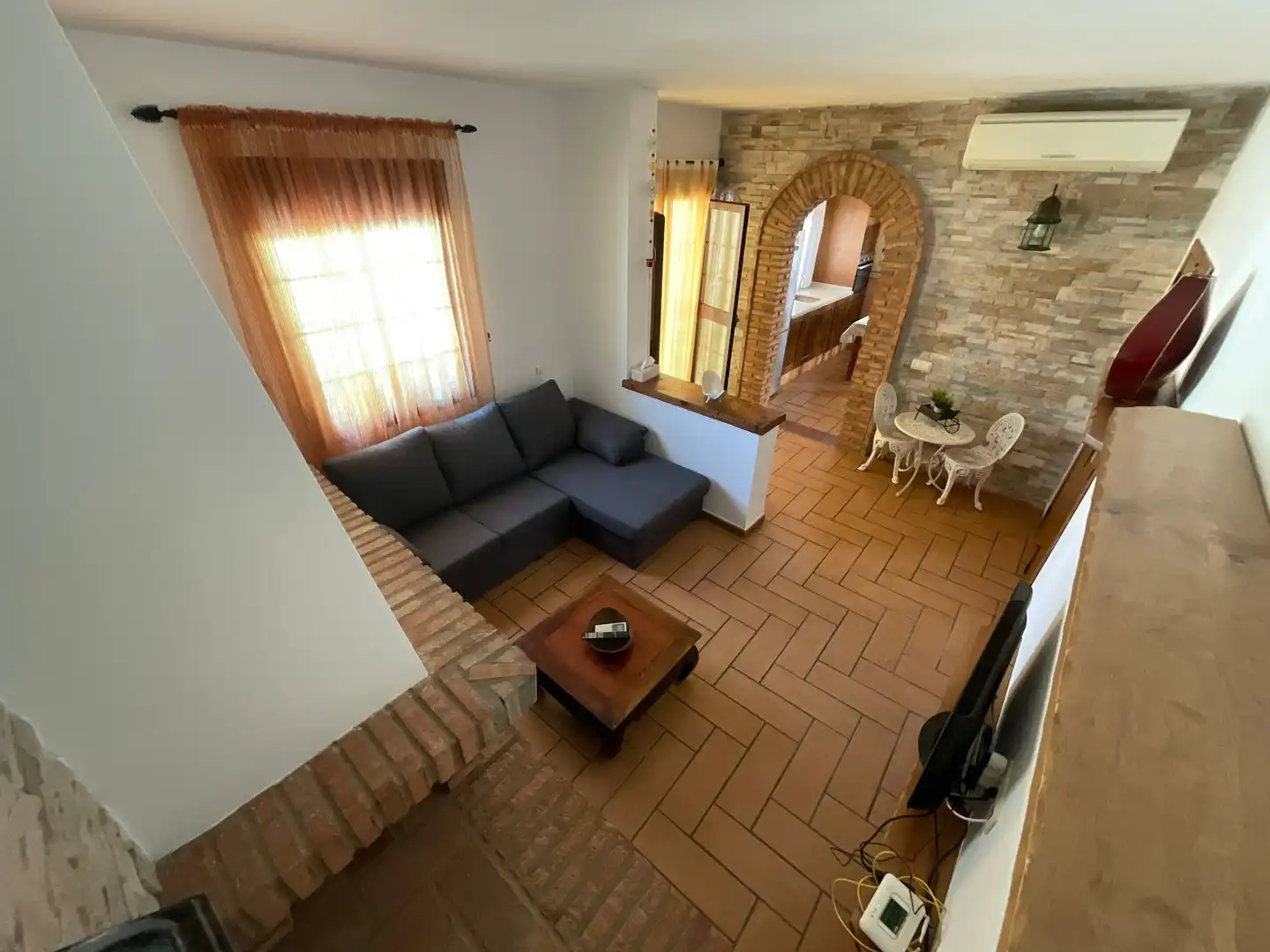 Sala de estar de Finca rústica de alquiler en Barbate con Aire acondicionado, Terraza y Piscina