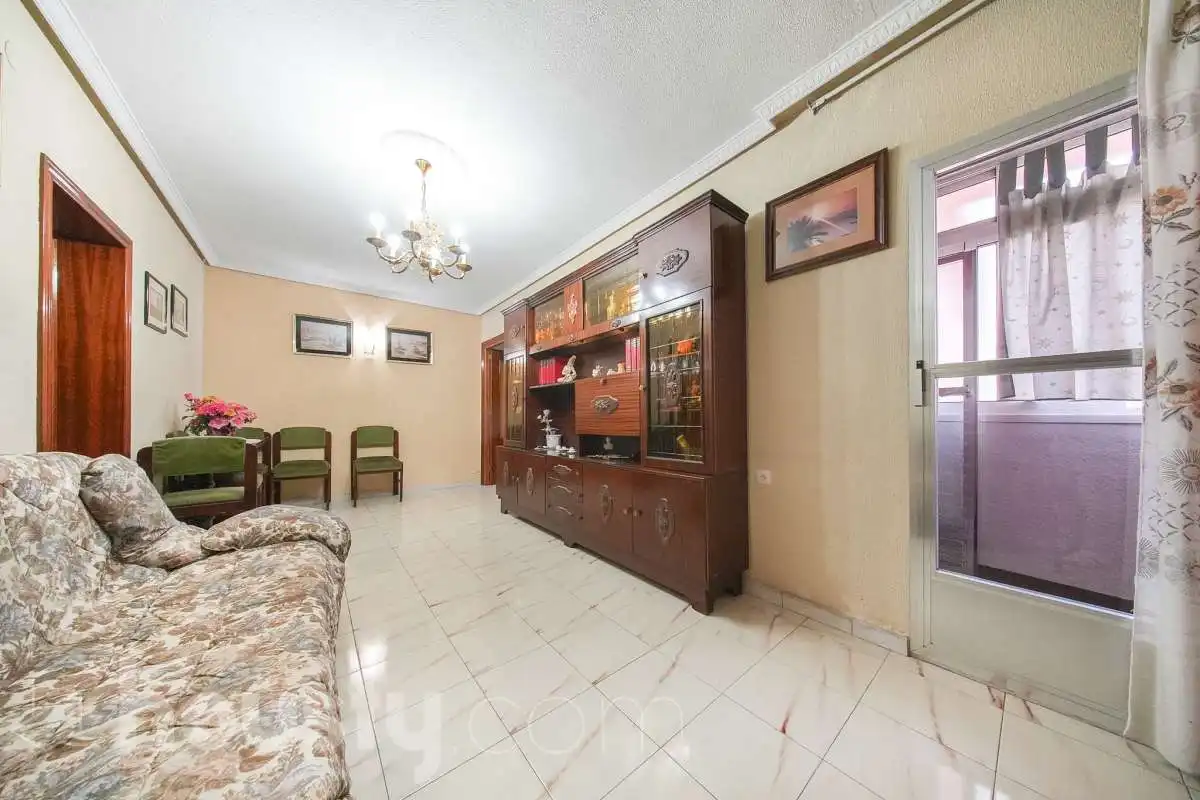 Sala de estar de Piso en venta en Carabanchel