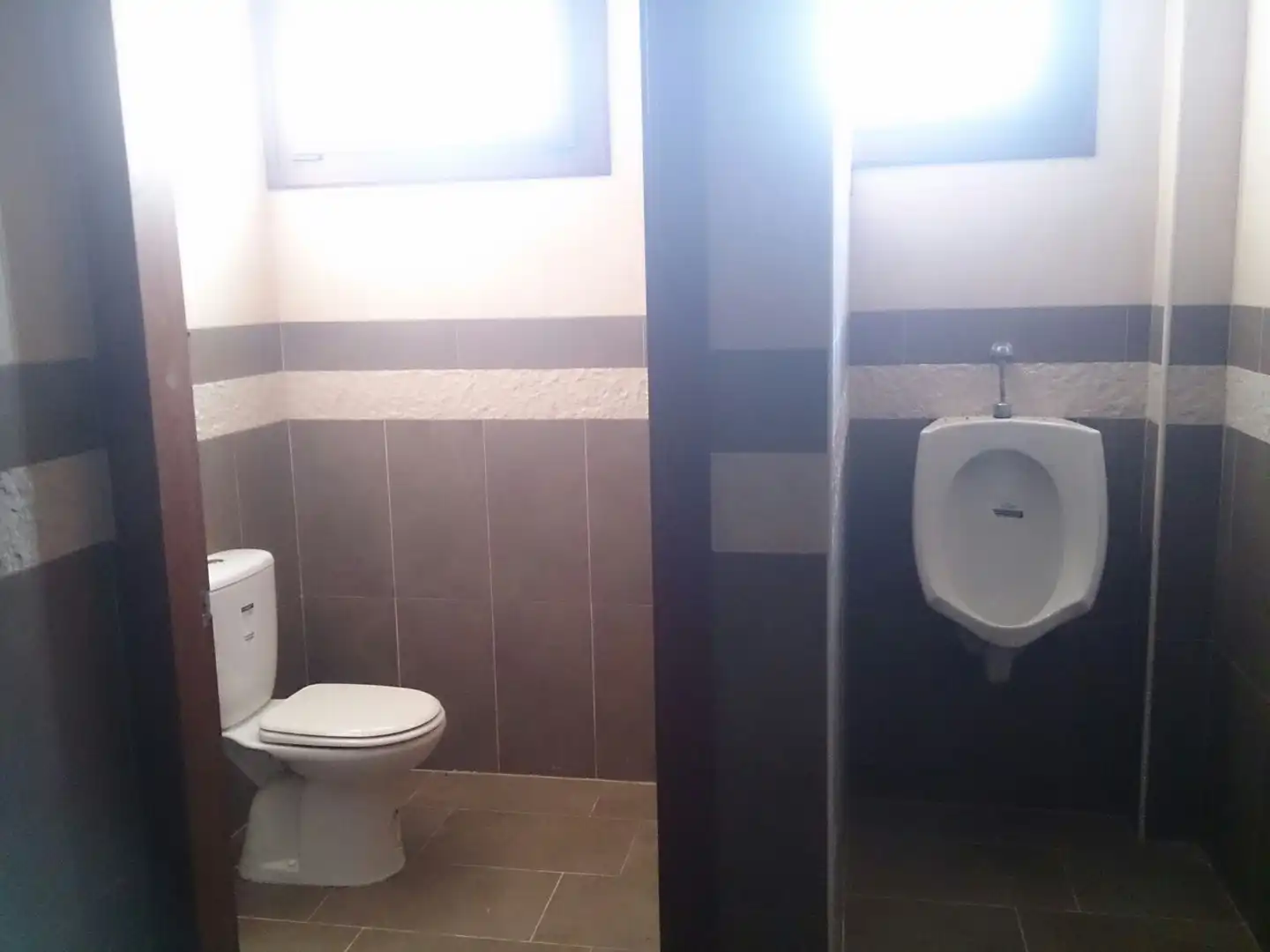 Local comercial en venta en Los Gallos, imagen 3