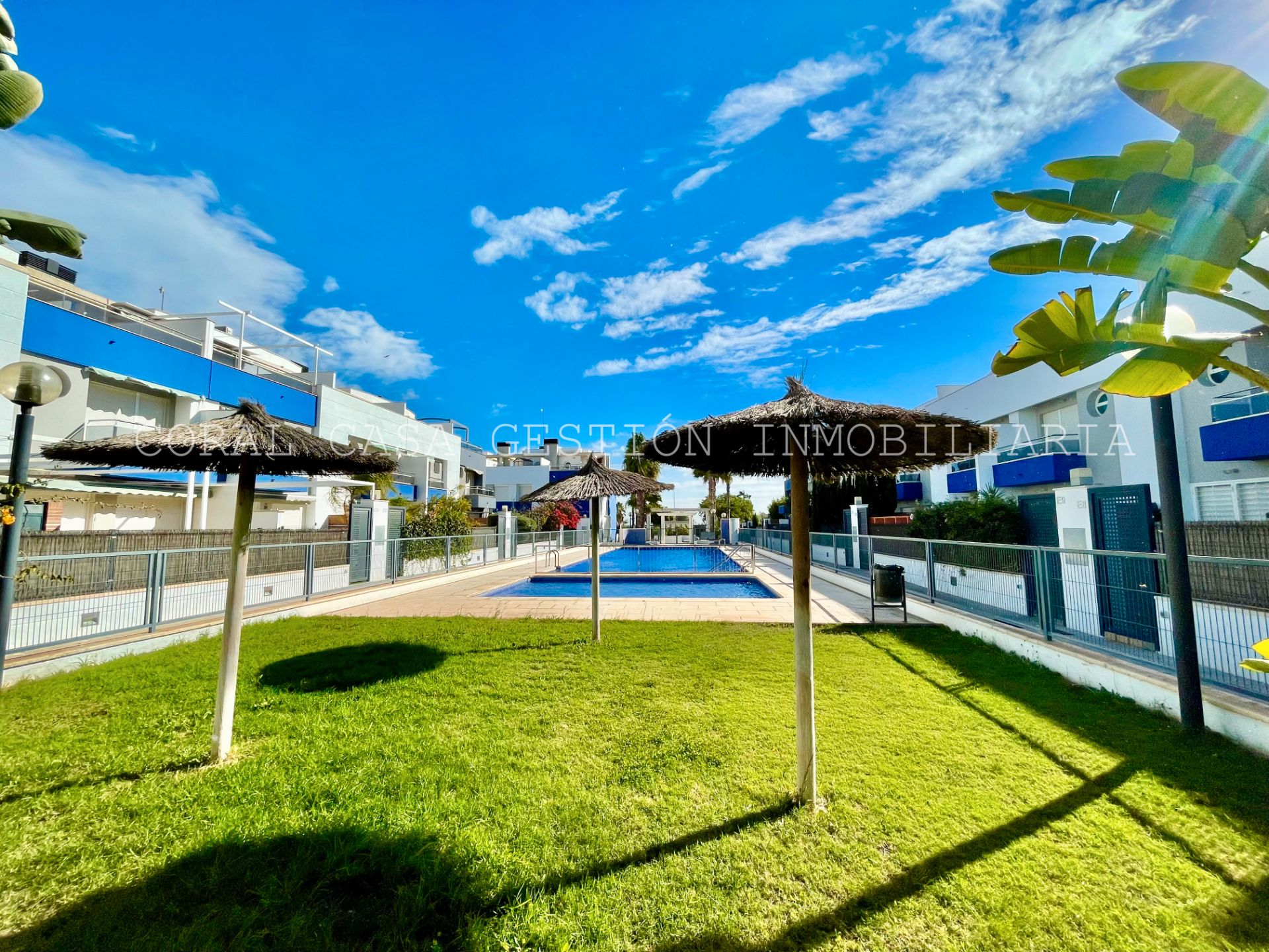 Vista exterior de Casa adosada de lloguer en Almenara amb Aire condicionat, Calefacció i Terrassa