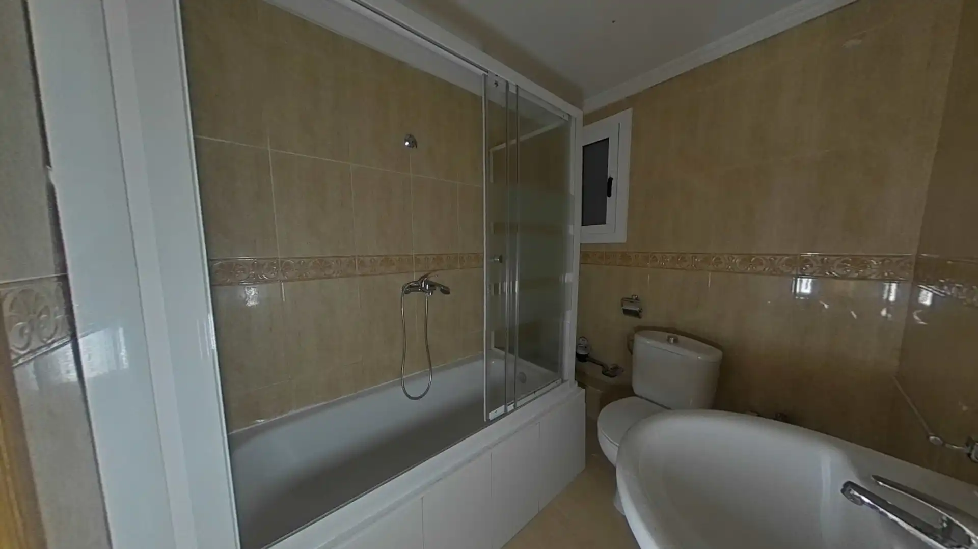 Baño de Piso en venta en Valencia con Balcón