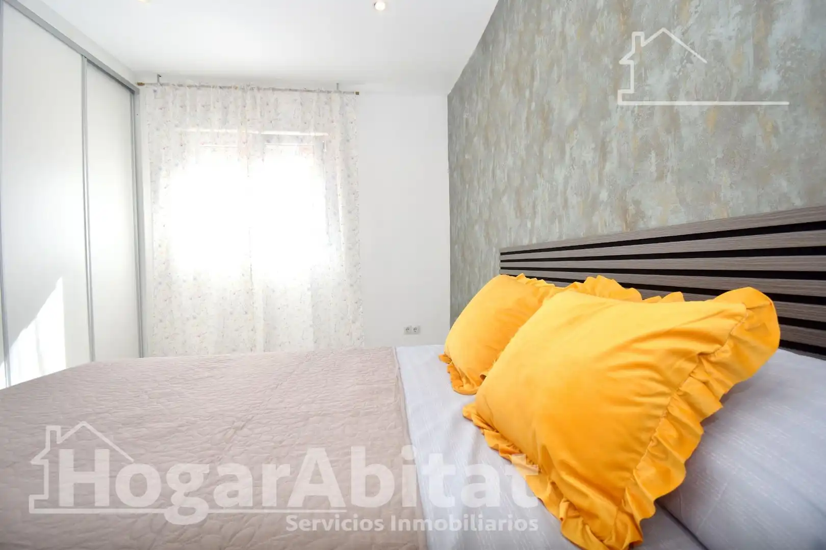 Schlafzimmer von Haus oder Chalet zum Verkauf in Vila-real mit Klimaanlage, Heizung und Terrasse