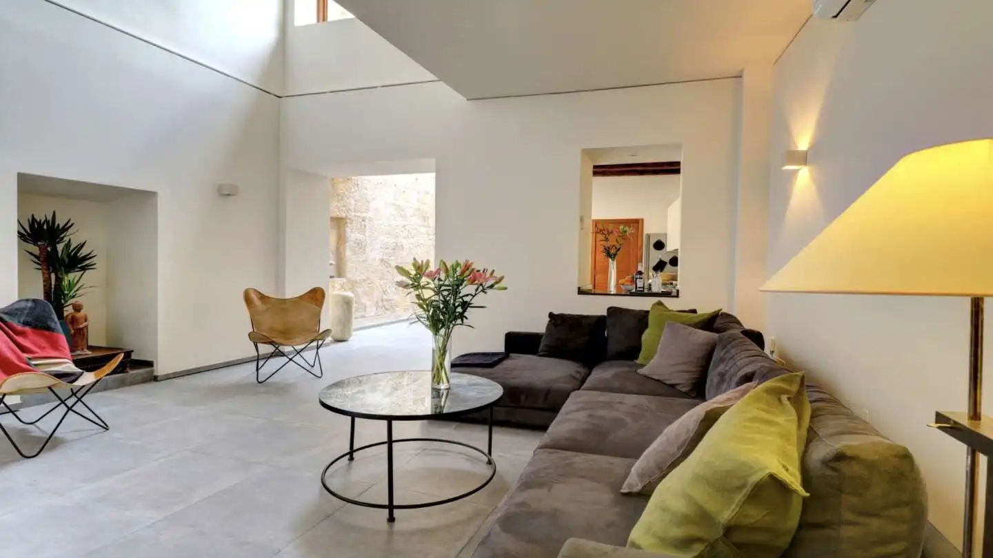 Sala d'estar de Casa o xalet en venda en Pollença amb Aire condicionat i Moblat