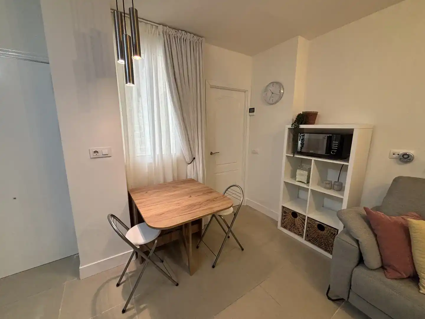 Esszimmer von Wohnung zur Miete in Puerto Real mit Klimaanlage, Privatgarten und Abstellraum