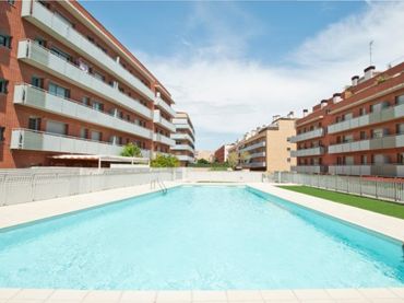 Piso con piscina en venta en C/ María Riba