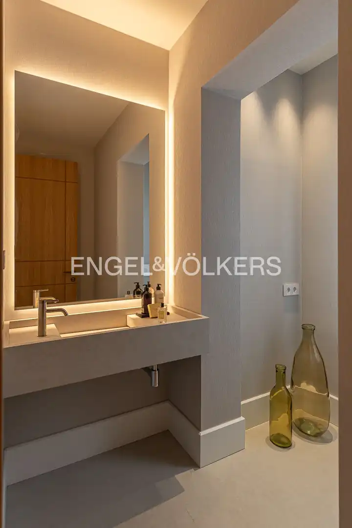 Badezimmer von Wohnung zum Verkauf in Madrid mit Klimaanlage, Heizung und Terrasse