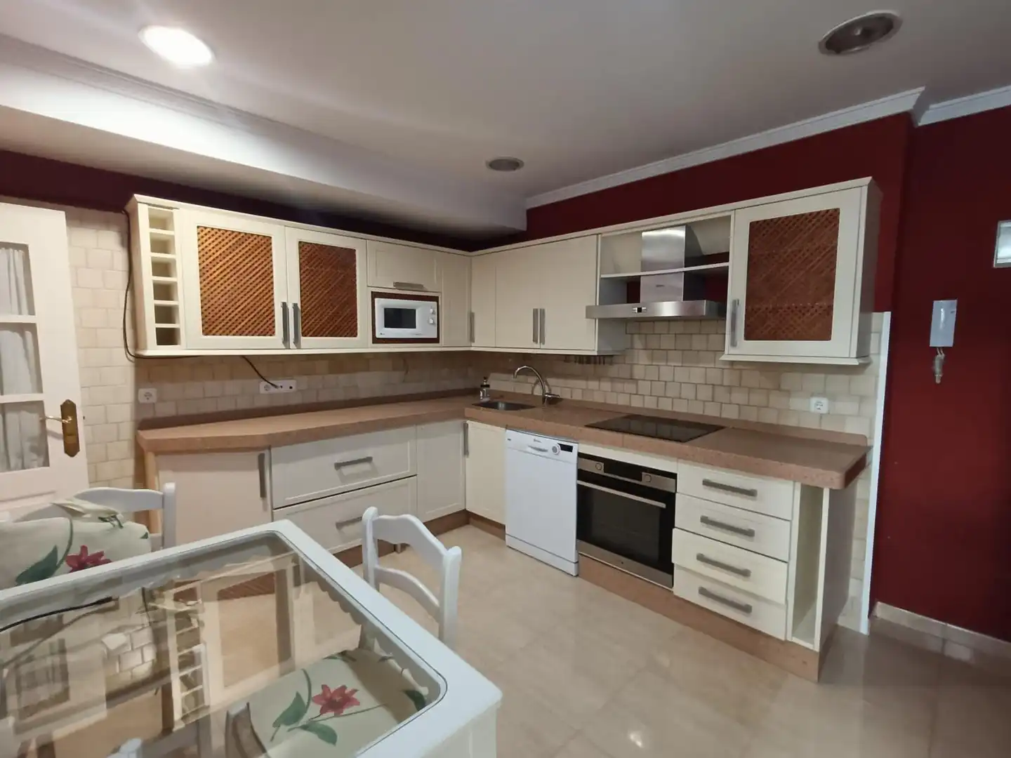 Kitchen of Flat for sale in Jerez de la Frontera  with Heating, Parquet flooring and Balcony