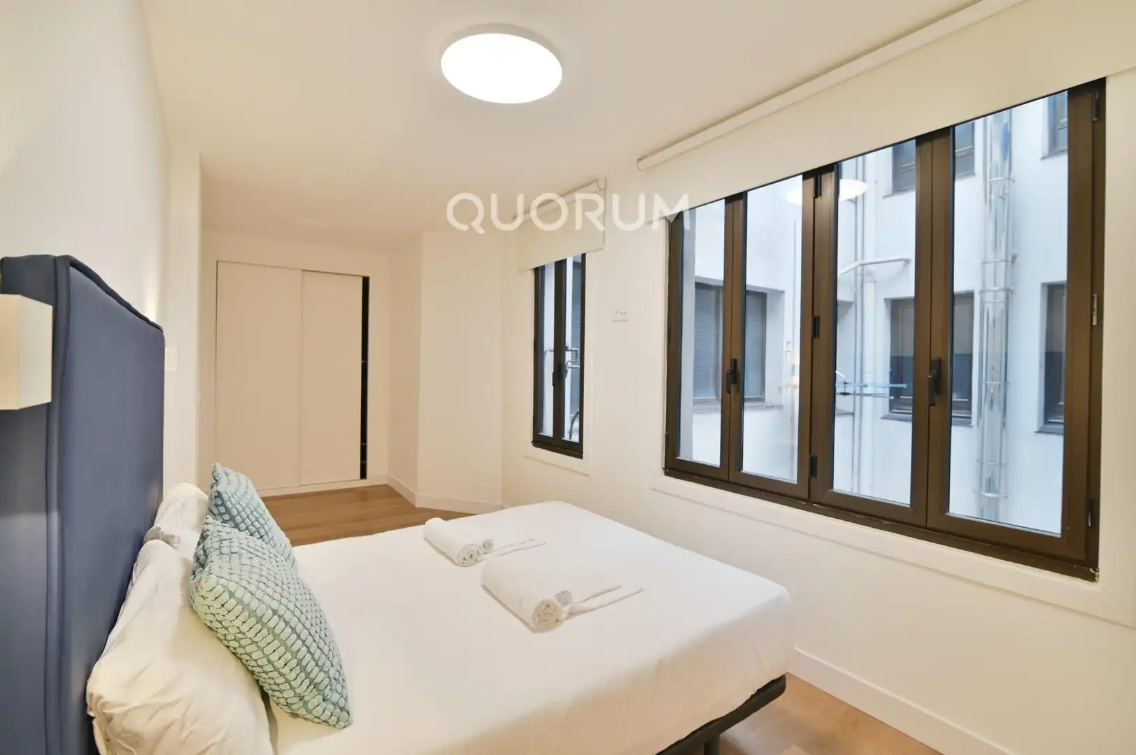 Habitación de Piso de alquiler en Bilbao  con Balcón