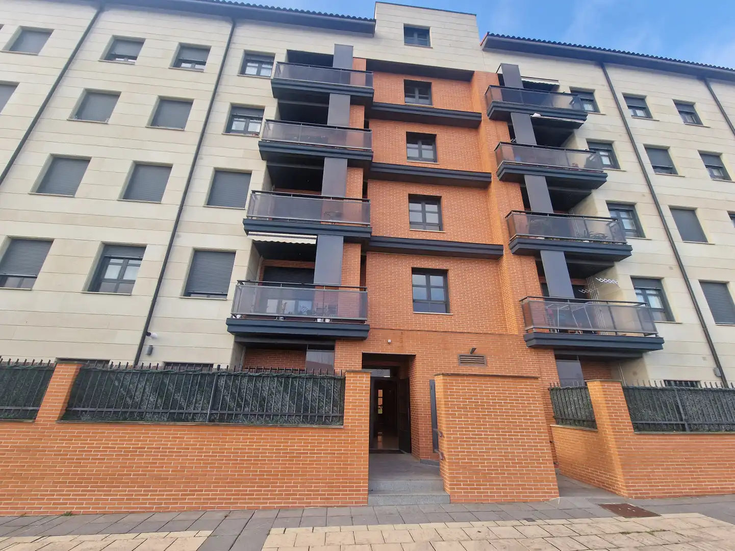 Wohnung mit Pool zum Verkauf in Haro - AV LOGROÑO, imagen 2